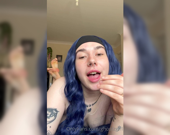 Ghostzgirl aka ghostzgirl OnlyFans - 06-20-2023 - need a hand with your big dick daddy