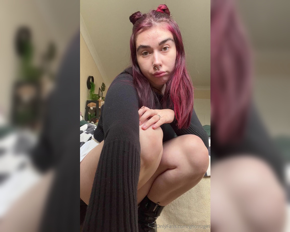 Ghostzgirl aka ghostzgirl OnlyFans - 10-29-2023 - lol such an idiot