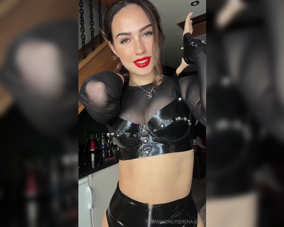 Gynarchy Goddess aka gynarchygoddess OnlyFans - 09-04-2024 - More latex tease I know you’re all obsessed