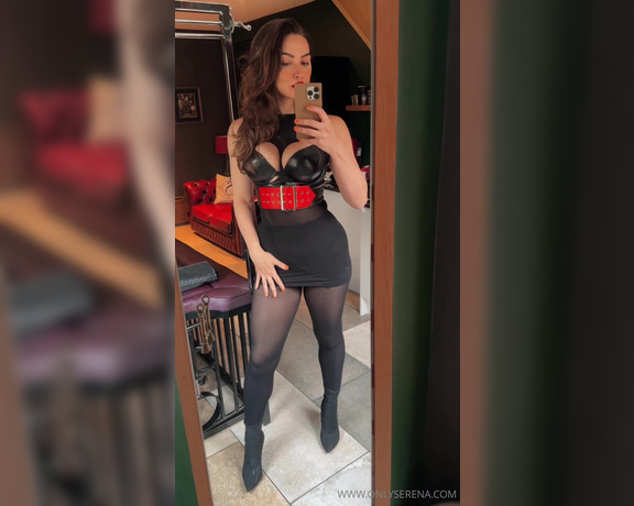 Gynarchy Goddess aka gynarchygoddess OnlyFans - 05-03-2024 - You all seemed to enjoy this outfit, so here’s more