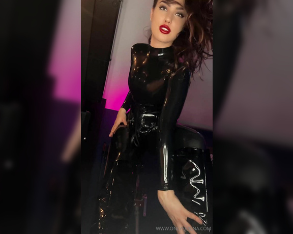 Gynarchy Goddess aka gynarchygoddess OnlyFans - 04-15-2024 - I know you all love this catsuit