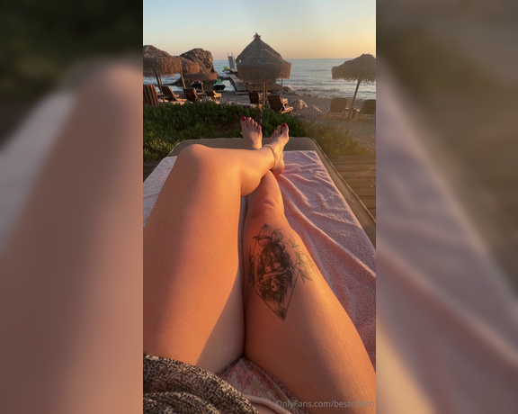 Lilith Last Witch aka bestoflilith OnlyFans - 06-02-2024 - First day of summer was all about, resting under the greek sun, recovery with spa and