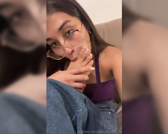 Lovely Maggie aka lovelymaggiee_vip OnlyFans - 04-16-2024 - This is definitely my favorite pastime, I love licking my big toe as if it were