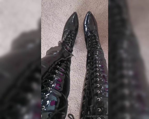 MrsPump aka mrspump Femdom - 08-31-2023 OnlyFans Video - You gotta love the leather latex ASMR  Think its about time I donned the all