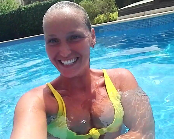 Kathia Nobili aka kathianobilixx Findom - 07-13-2018 OnlyFans Video - Wet tease my loves