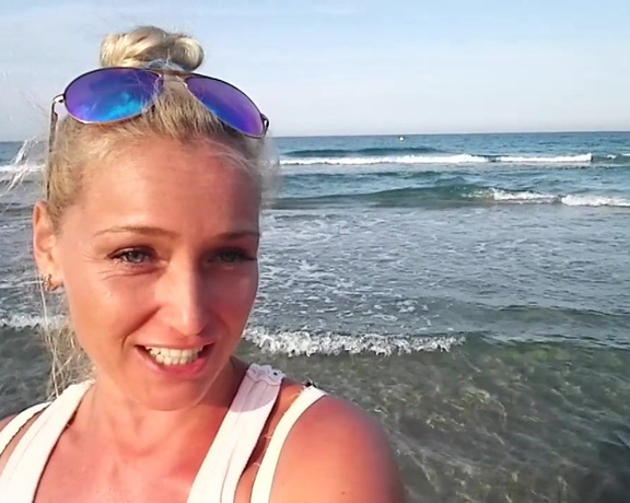 Kathia Nobili aka kathianobilixx Findom - 06-22-2017 OnlyFans Video - Love the sea my dears