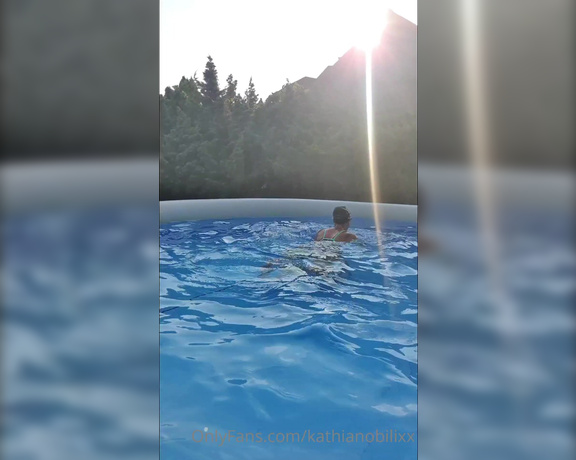 Kathia Nobili aka kathianobilixx Findom - 07-08-2021 OnlyFans Video - My favorite summer exercise