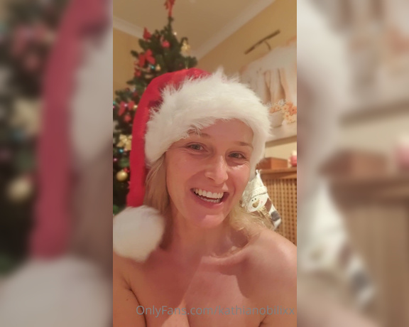 Kathia Nobili aka kathianobilixx Findom - 12-25-2021 OnlyFans Video - MERRY CHRISTMAS my loves