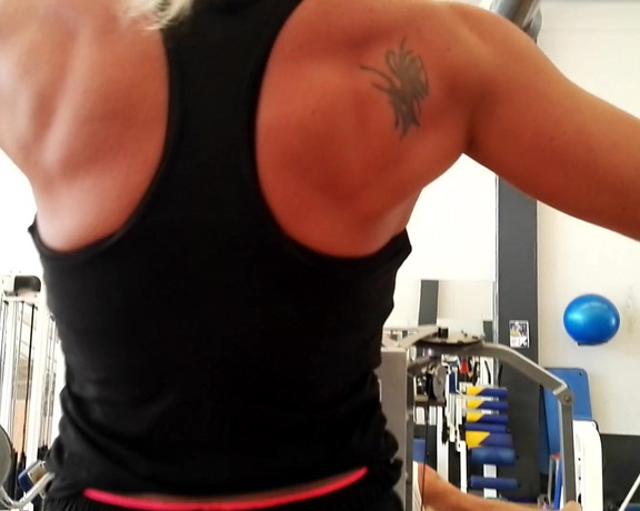 Kathia Nobili aka kathianobilixx Findom - 07-14-2017 OnlyFans Video - In the gym today _