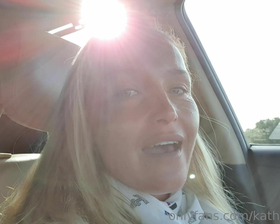 Kathia Nobili aka kathianobilixx Findom - 03-22-2019 OnlyFans Video - Hit the road