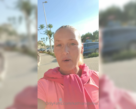 Kathia Nobili aka kathianobilixx Findom - 05-03-2020 OnlyFans Video - Finally OUTSIDE