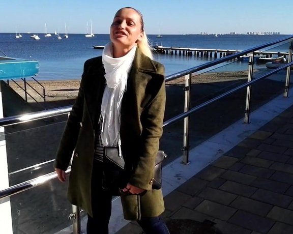 Kathia Nobili aka kathianobilixx Findom - 01-05-2017 OnlyFans Video - My new coat