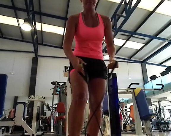 Kathia Nobili aka kathianobilixx Findom - 08-11-2017 OnlyFans Video - Hard ,,body burn ,, training