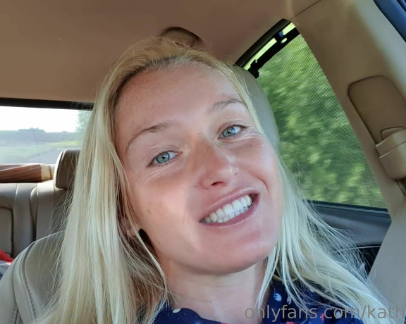 Kathia Nobili aka kathianobilixx Findom - 05-01-2019 OnlyFans Video - Good morning my darlings On my way to location