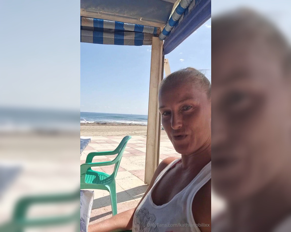 Kathia Nobili aka kathianobilixx Findom - 09-24-2023 OnlyFans Video - Nice lunch with nice view