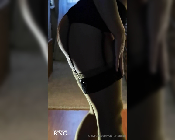 Kathia Nobili aka kathianobilixx Findom - 11-20-2023 OnlyFans Video - I know how to PERFECTLY WORSHIP THE COCK  With HAPPY ENDING