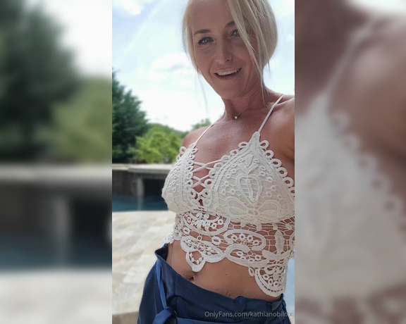 Kathia Nobili aka kathianobilixx Findom - 06-09-2024 OnlyFans Video - Tease for you from your favorite MILF