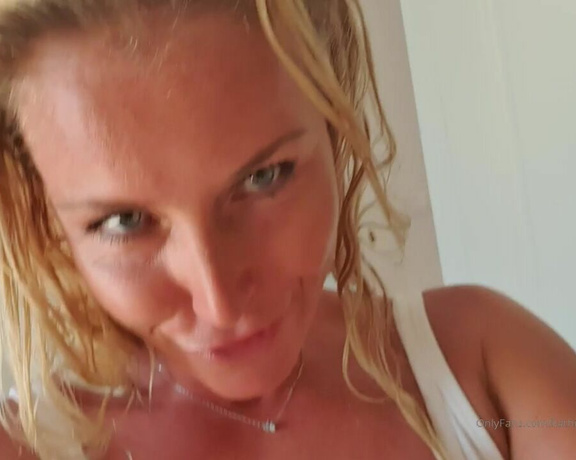 Kathia Nobili aka kathianobilixx Findom - 07-03-2019 OnlyFans Video - Other kinky WEDNESDAY is here