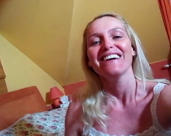 Kathia Nobili aka kathianobilixx Findom - 02-17-2017 OnlyFans Video - Morning darlings My daily plan