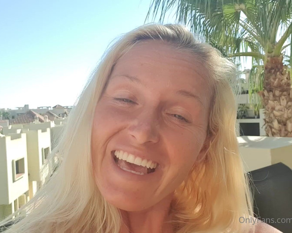 Kathia Nobili aka kathianobilixx Findom - 08-25-2020 OnlyFans Video - Beautiful Tuesday my loves