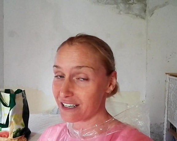 Kathia Nobili aka kathianobilixx Findom - 03-19-2018 OnlyFans Video - My fixer upper continue _