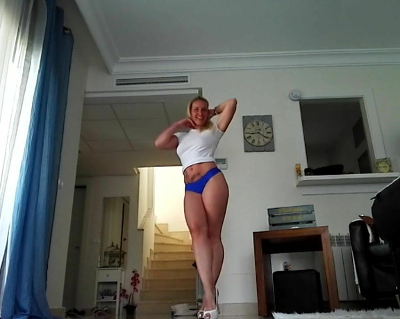 Kathia Nobili aka kathianobilixx Findom - 05-07-2018 OnlyFans Video - Time to get naughty I bought something sexy