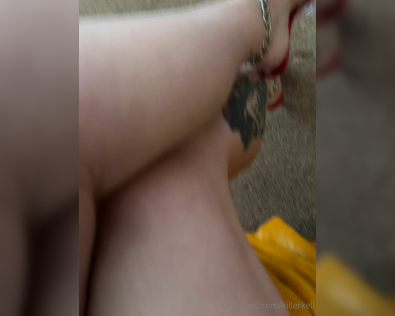 Killersexyfeets aka killerkell Foot Fetish - 03-26-2024 OnlyFans Video - New red fluffy heels