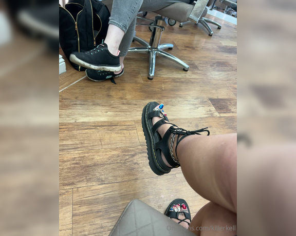 Killersexyfeets aka killerkell Foot Fetish - 07-16-2024 OnlyFans Video - I have these well worn docs for sale