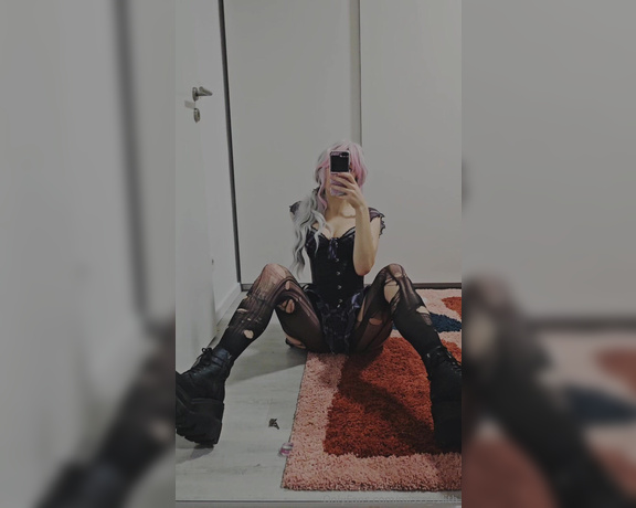 Miss Lilith aka miss.l1lith Femdom - 05-29-2024 OnlyFans Video - Would you like these goth mommy boots stepping on you