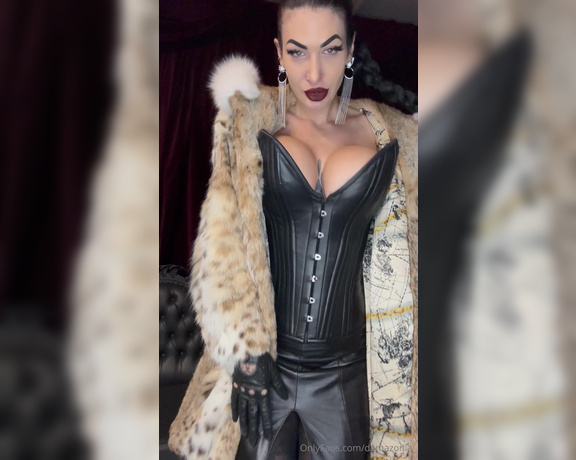 Mistress Damazonia aka damazonia_ Femdom - 09-07-2024 OnlyFans Video - it is too cold in here, come keep mommy warm