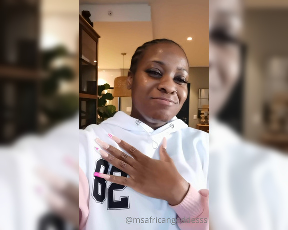 African Goddess aka msafricangoddesss Findom - 07-22-2022 OnlyFans Video - Baby  Just here to say hi, hows your day