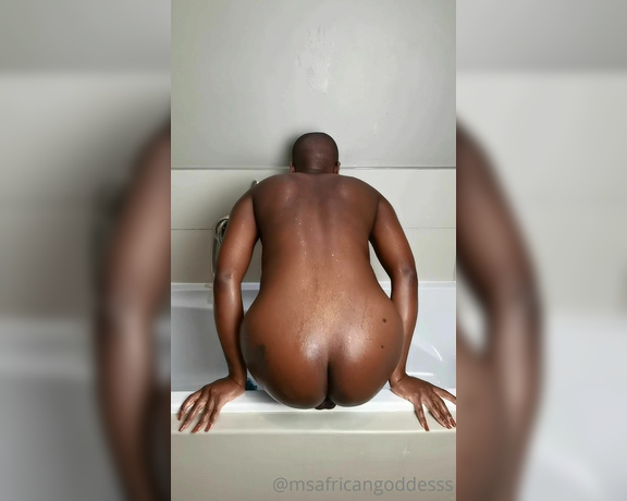 African Goddess aka msafricangoddesss Findom - 05-17-2023 OnlyFans Video - Can we fuck whilst we both wet