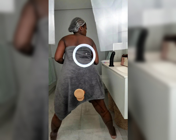 African Goddess aka msafricangoddesss Findom - 09-15-2023 OnlyFans Video - Can i fuck you before we take a long hot shower