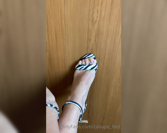 Caliupe Feet aka caliupe_feet Foot Fetish - 08-17-2021 OnlyFans Video - Leaked caliupe_feet 10890