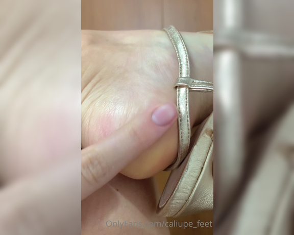 Caliupe Feet aka caliupe_feet Foot Fetish - 10-15-2021 OnlyFans Video - Leaked caliupe_feet 16528