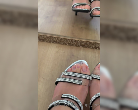 Caliupe Feet aka caliupe_feet Foot Fetish - 10-22-2021 OnlyFans Video - Good morning