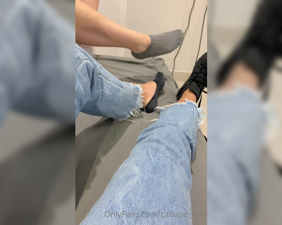 Caliupe Feet aka caliupe_feet Foot Fetish - 03-09-2022 OnlyFans Video - I made a lot of videos that day