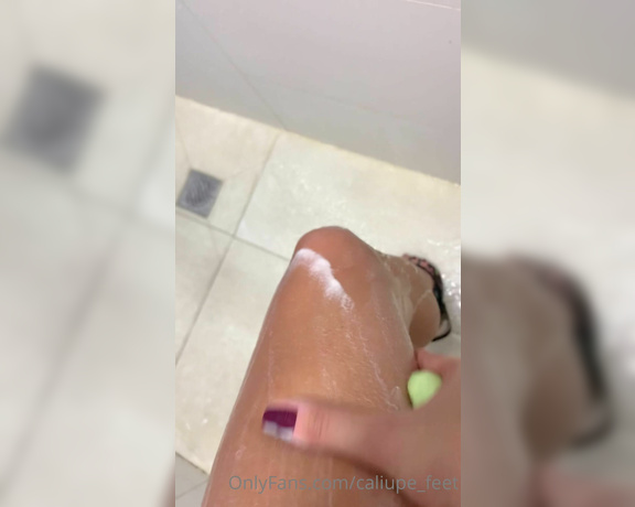 Caliupe Feet aka caliupe_feet Foot Fetish - 04-06-2022 OnlyFans Video - Parte dois