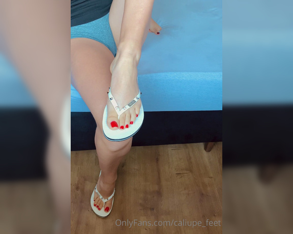 Caliupe Feet aka caliupe_feet Foot Fetish - 07-26-2022 OnlyFans Video - O conjunto perfeito