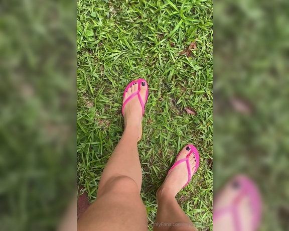 Caliupe Feet aka caliupe_feet Foot Fetish - 11-04-2023 OnlyFans Video - Leaked caliupe_feet 10382