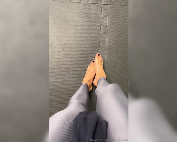 Caliupe Feet aka caliupe_feet Foot Fetish - 03-09-2024 OnlyFans Video - Desconfio que um colega que faz muay thai comigo é podo Ontem de noite eu comecei