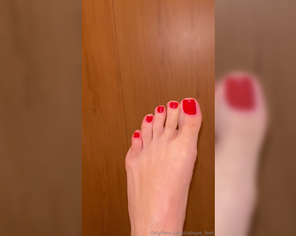 Caliupe Feet aka caliupe_feet Foot Fetish - 08-09-2024 OnlyFans Video - Corzinha nova  New color