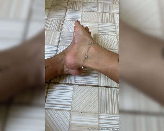 Gama Diary aka gamadiary Foot Fetish - 09-18-2023 OnlyFans Video - hot