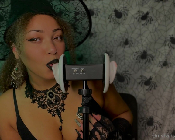 Tlnaxoxo aka tlnaxoxo ASMR - 11-04-2023 OnlyFans Video - Your Witchy GF gives you alllll the ear attention  let me give you the attention