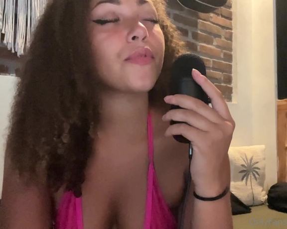 Tlnaxoxo aka tlnaxoxo ASMR - 05-08-2024 OnlyFans Video - ASMR  sexy mouth sounds for you while I show off in my micro bikini