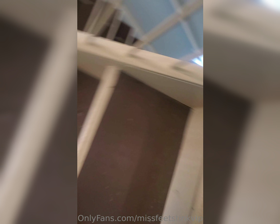 Tori Valentine aka missfeetstinkvip Foot Fetish - 04-22-2023 OnlyFans Video - Dont mind me just tossing my shoes around in the stairwell