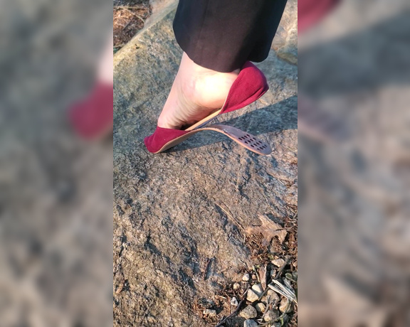 Tori Valentine aka missfeetstinkvip Foot Fetish - 06-25-2023 OnlyFans Video - Another day of work is in the books