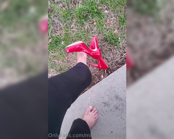 Tori Valentine aka missfeetstinkvip Foot Fetish - 04-23-2023 OnlyFans Video - These heels are so wore down and beat up Looks like its time to retire them