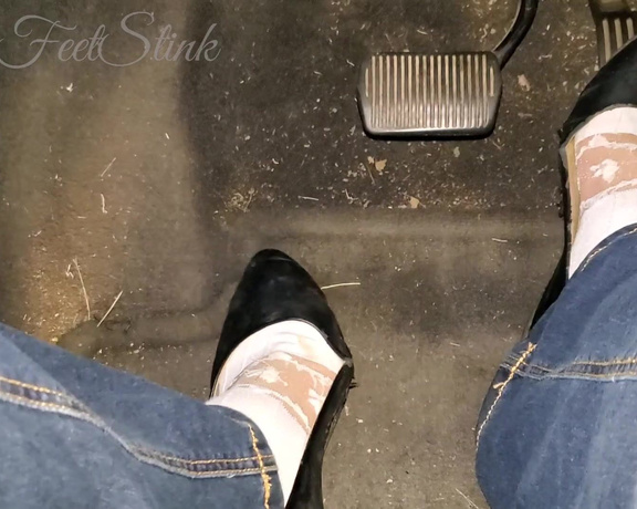 Tori Valentine aka missfeetstinkvip Foot Fetish - 07-20-2023 OnlyFans Video - Lets take a little trip