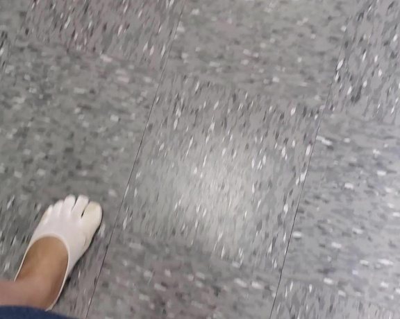 Tori Valentine aka missfeetstinkvip Foot Fetish - 06-25-2023 OnlyFans Video - This is not a VIP exclusive